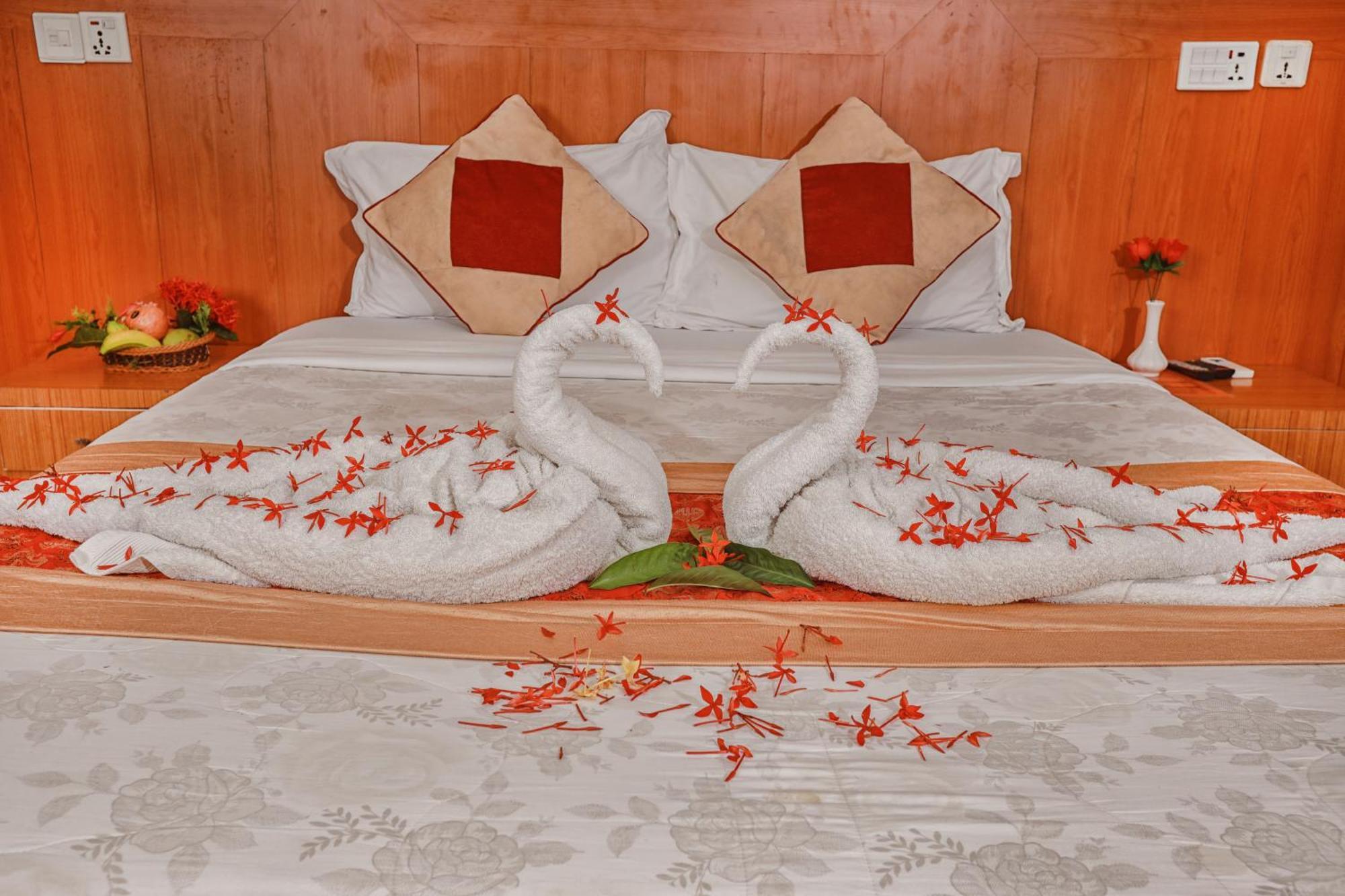 Hotel Wildlife Camp Sauraha Εξωτερικό φωτογραφία
